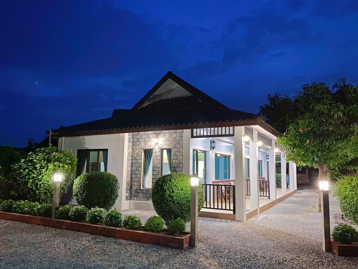 Sanaepatan Home Resort - เสน่ห์ป่าตาล โฮม รีสอร์ต Ban Buak Khang Екстериор снимка