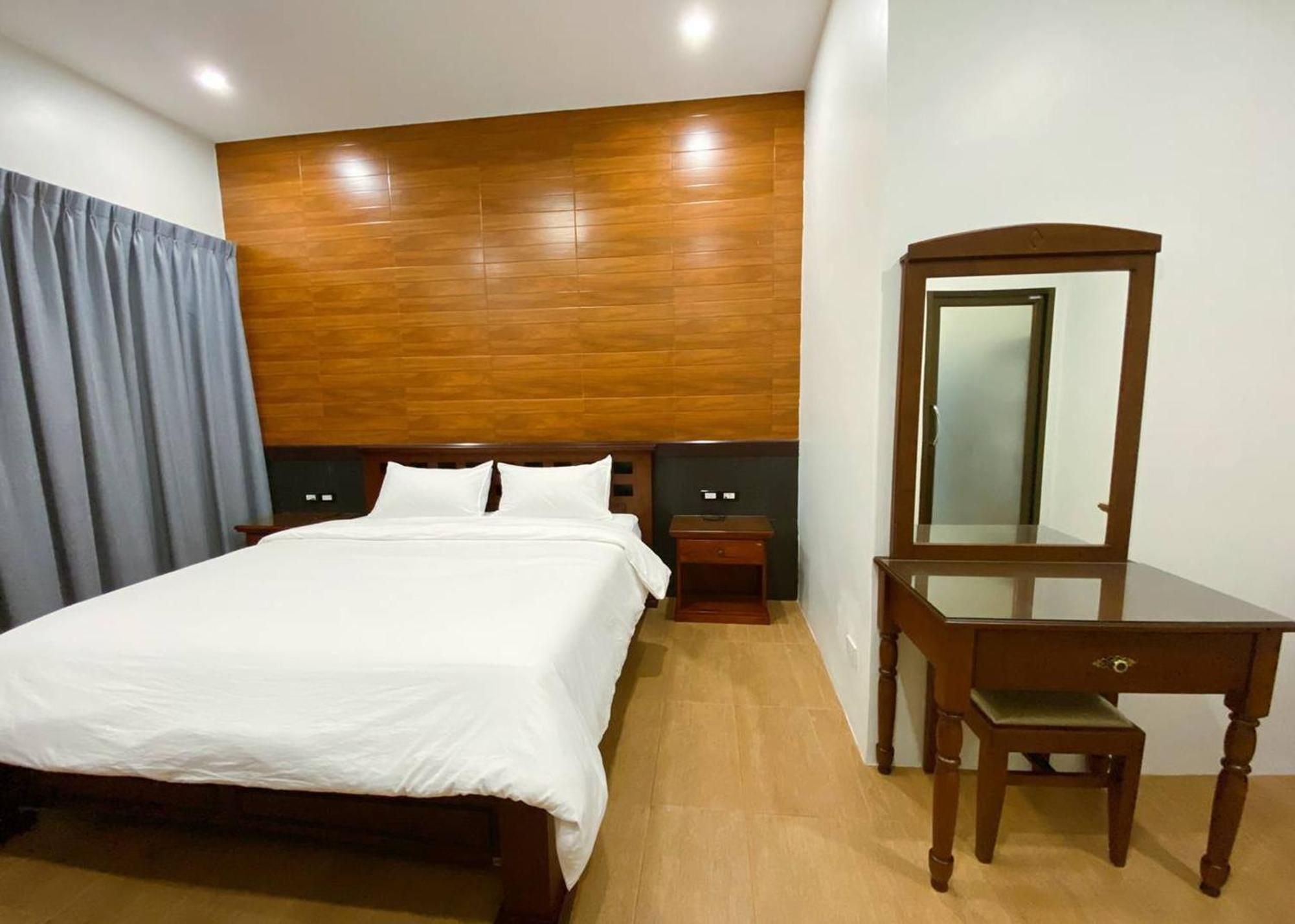 Sanaepatan Home Resort - เสน่ห์ป่าตาล โฮม รีสอร์ต Ban Buak Khang Екстериор снимка