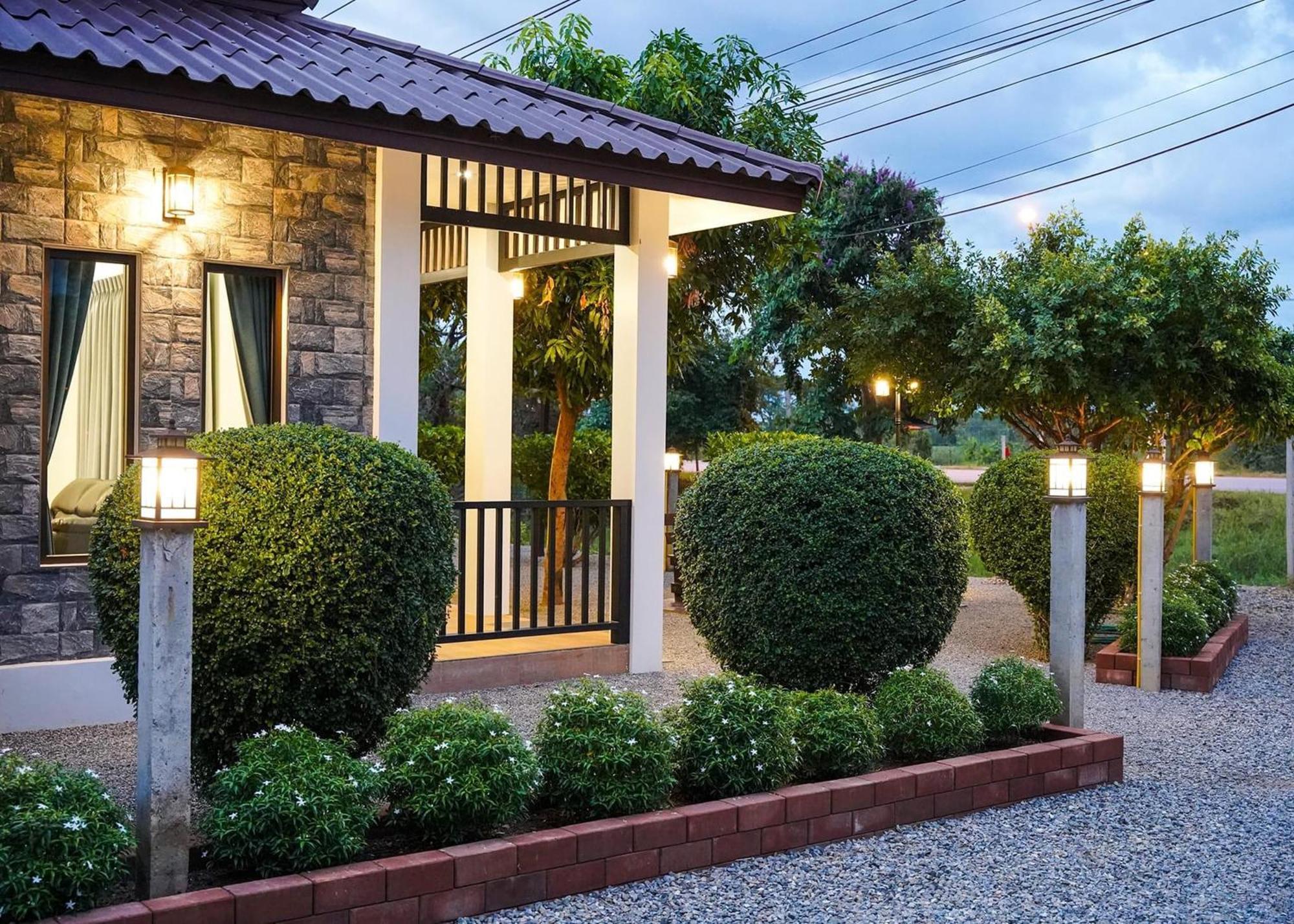 Sanaepatan Home Resort - เสน่ห์ป่าตาล โฮม รีสอร์ต Ban Buak Khang Екстериор снимка